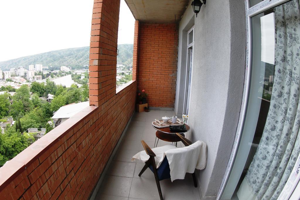 My House Is Your Hotel Tiflis Oda fotoğraf