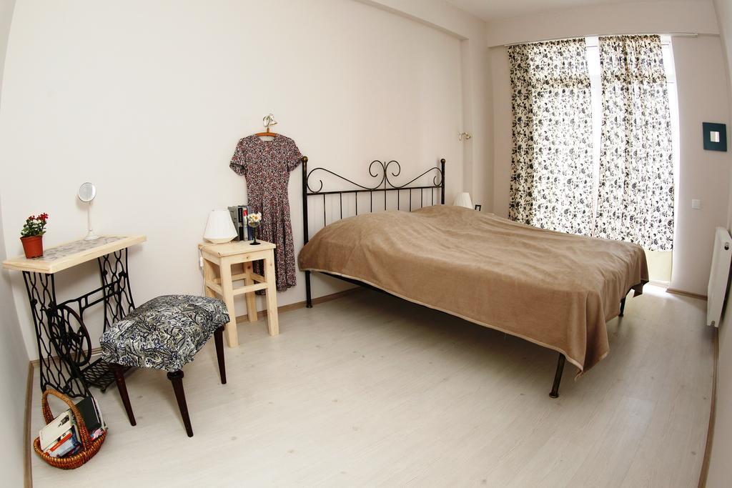 My House Is Your Hotel Tiflis Oda fotoğraf